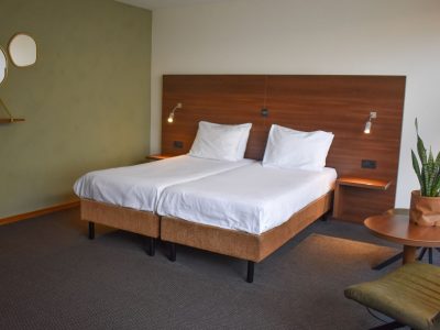 Luxe kamer 2022 Hotel De Reiskoffer (14)